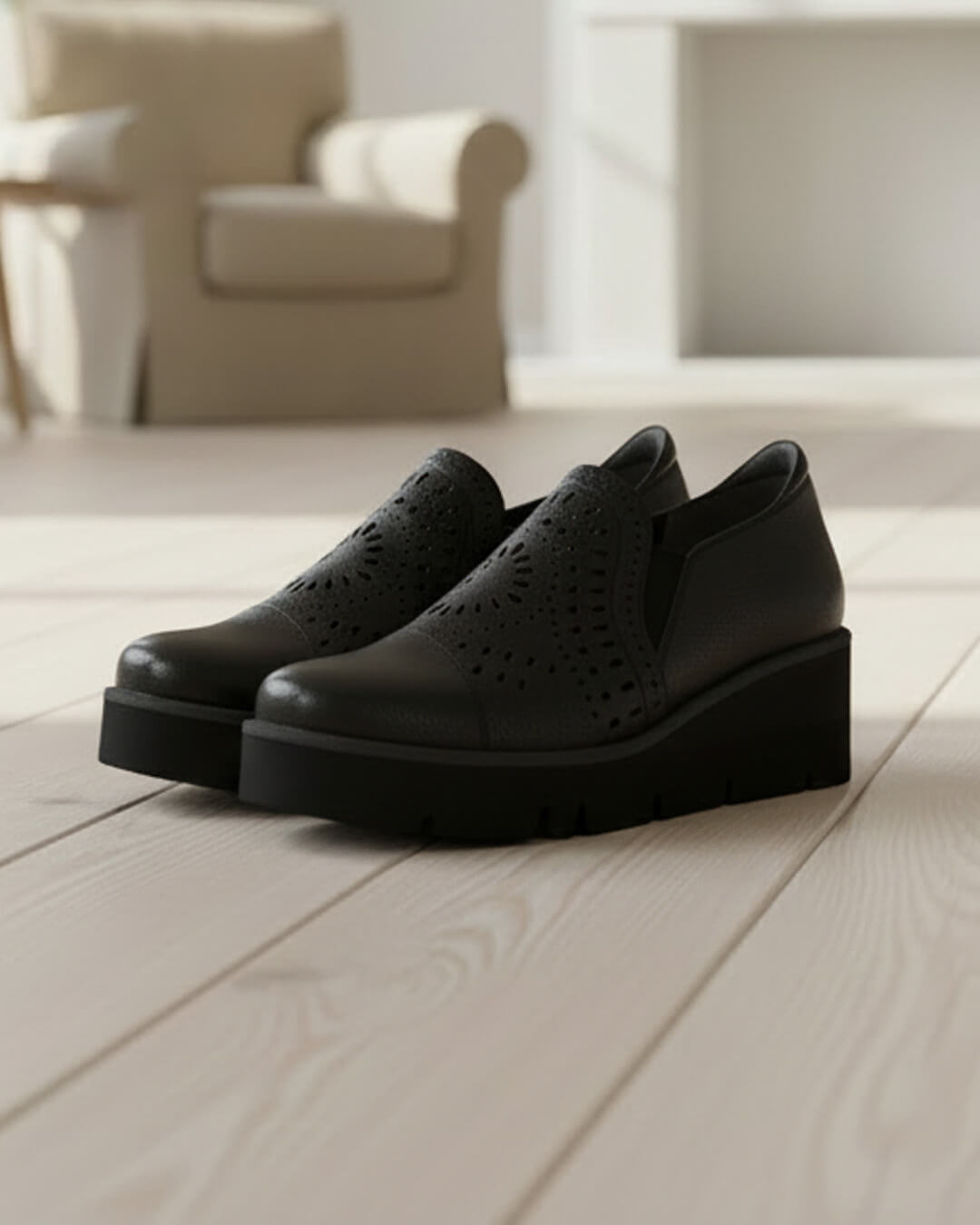 【211521】レザーカットシューズ