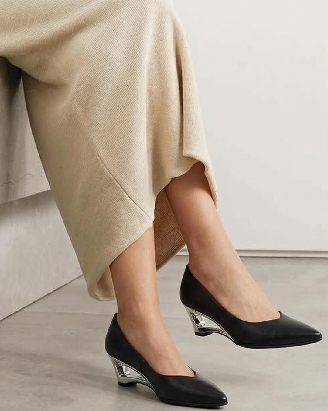 【211611】ヒールパンプス