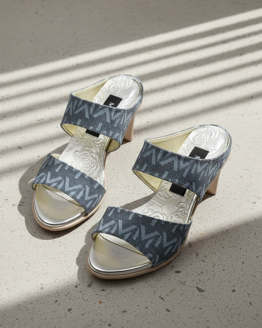 【212102】ミュールサンダル