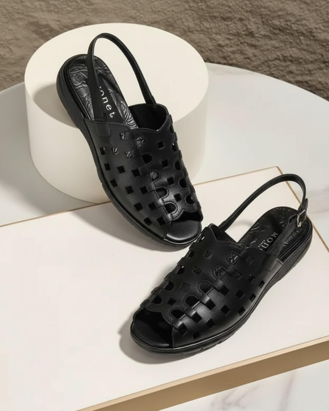 【241633】レザーカットサンダル