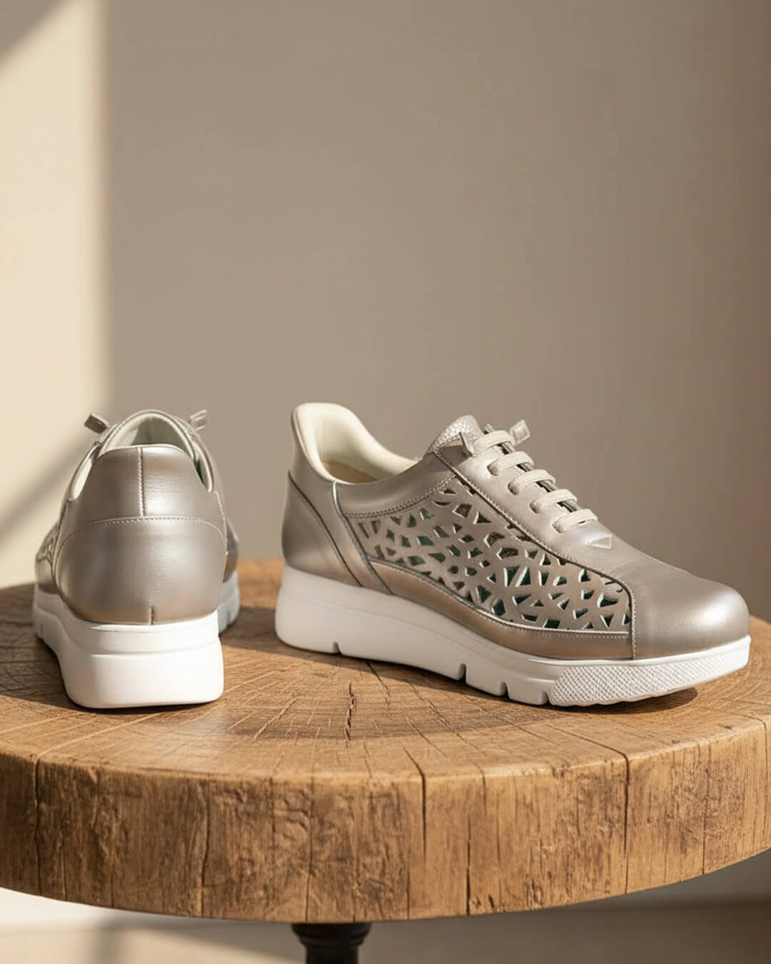 【241634】スリップインスニーカー