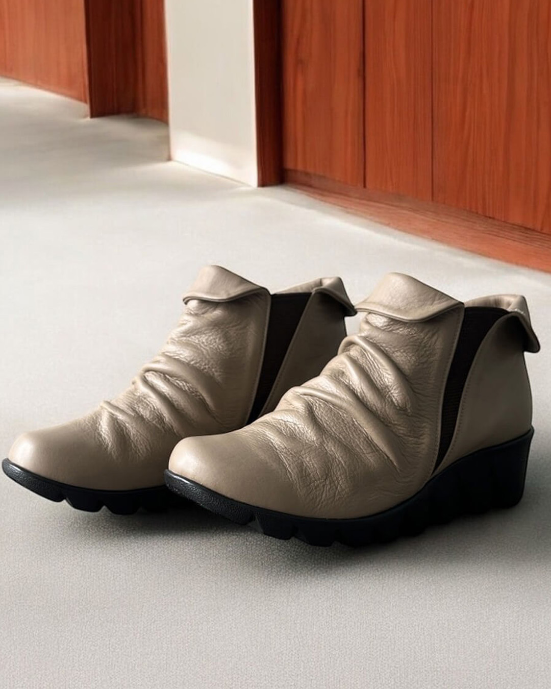 【244300】サイドゴアブーツ