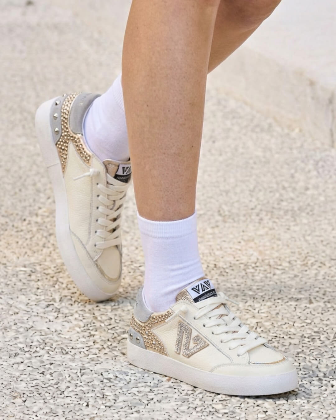 【50023】レースアップロースニーカー