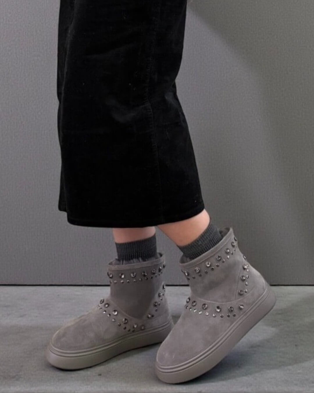 【80313】ビジュームートンブーツ