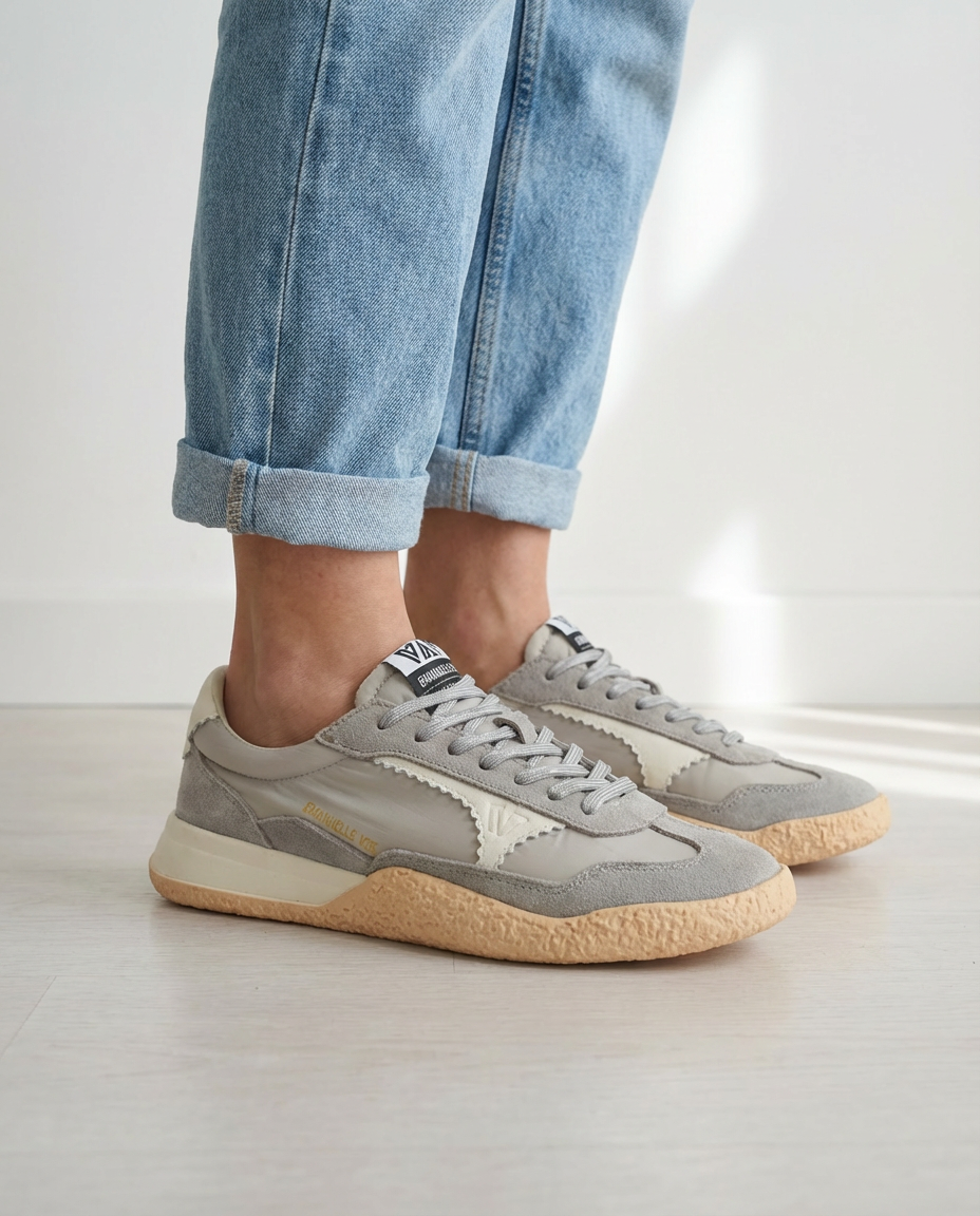 【90310】レースアップスニーカー