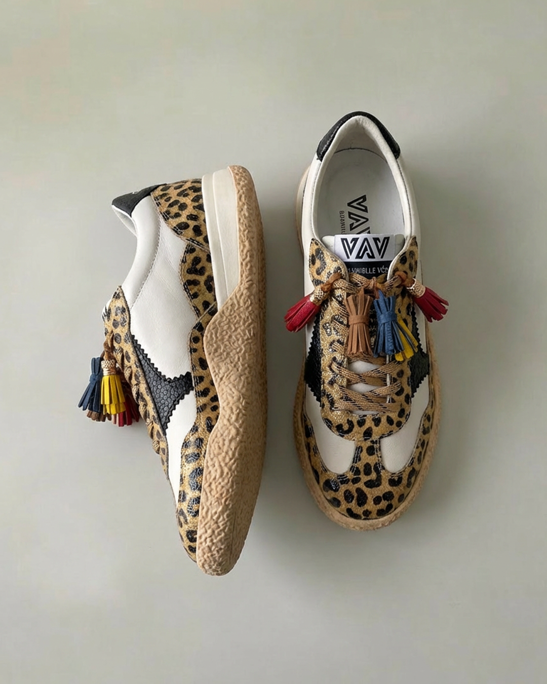 【903100】チャームスニーカー