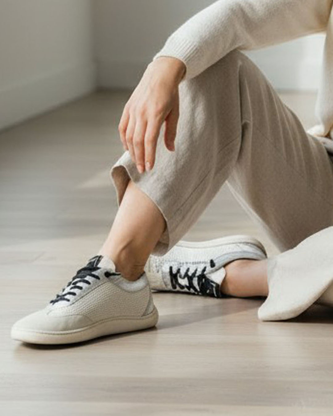 【264573】メッシュスニーカー