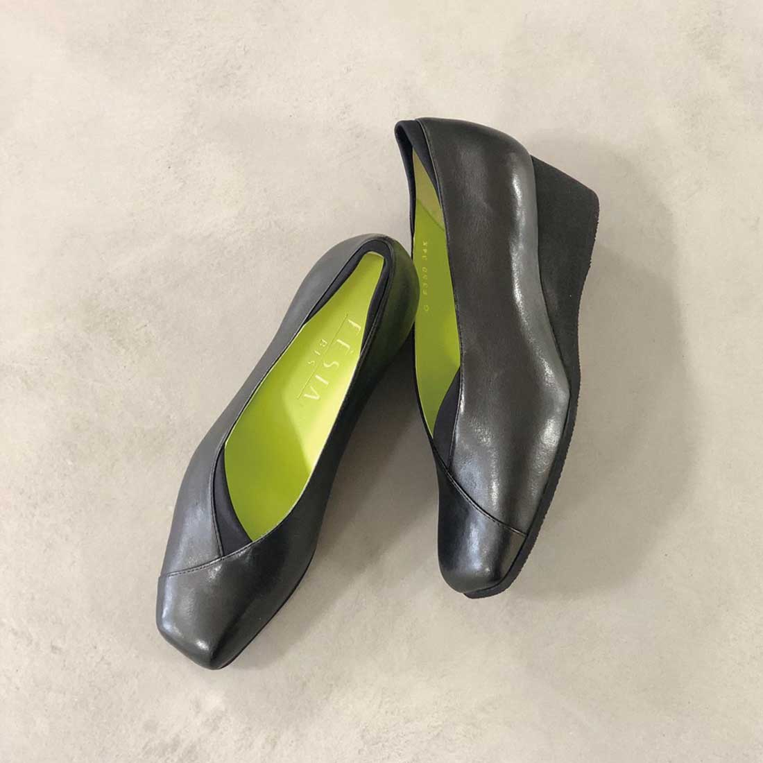 【350】カッティングデザインパンプス