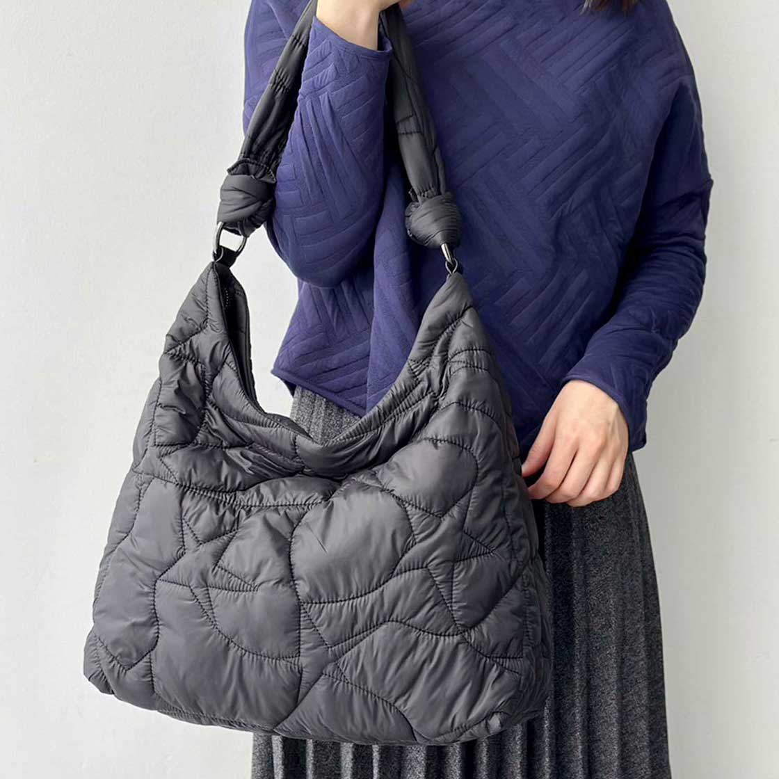 【QUILTED OBO】ナイロントートバッグ
