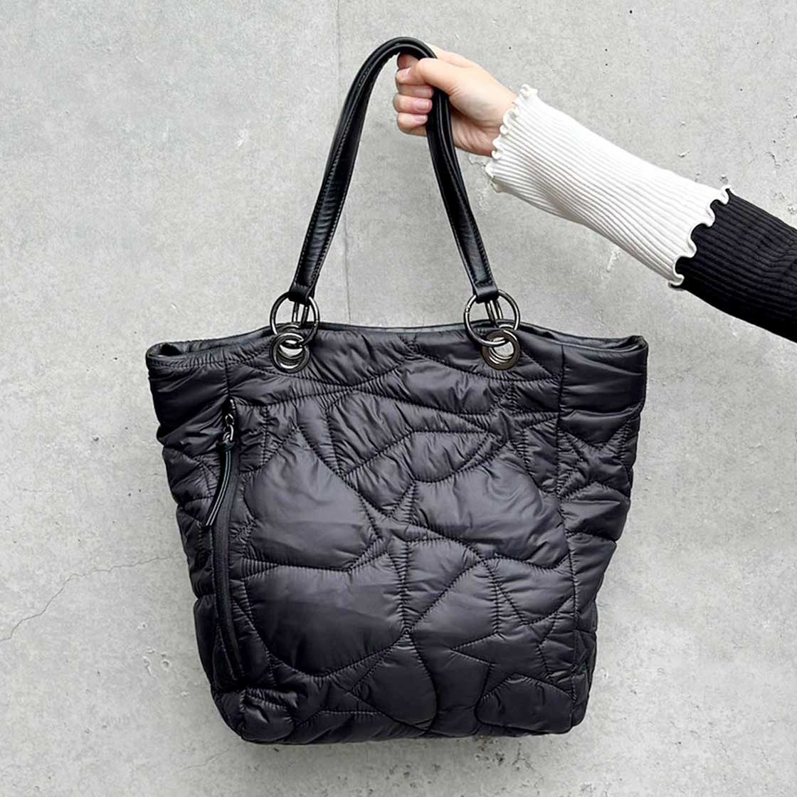 【QUILTED TOTE】ナイロントートバッグ