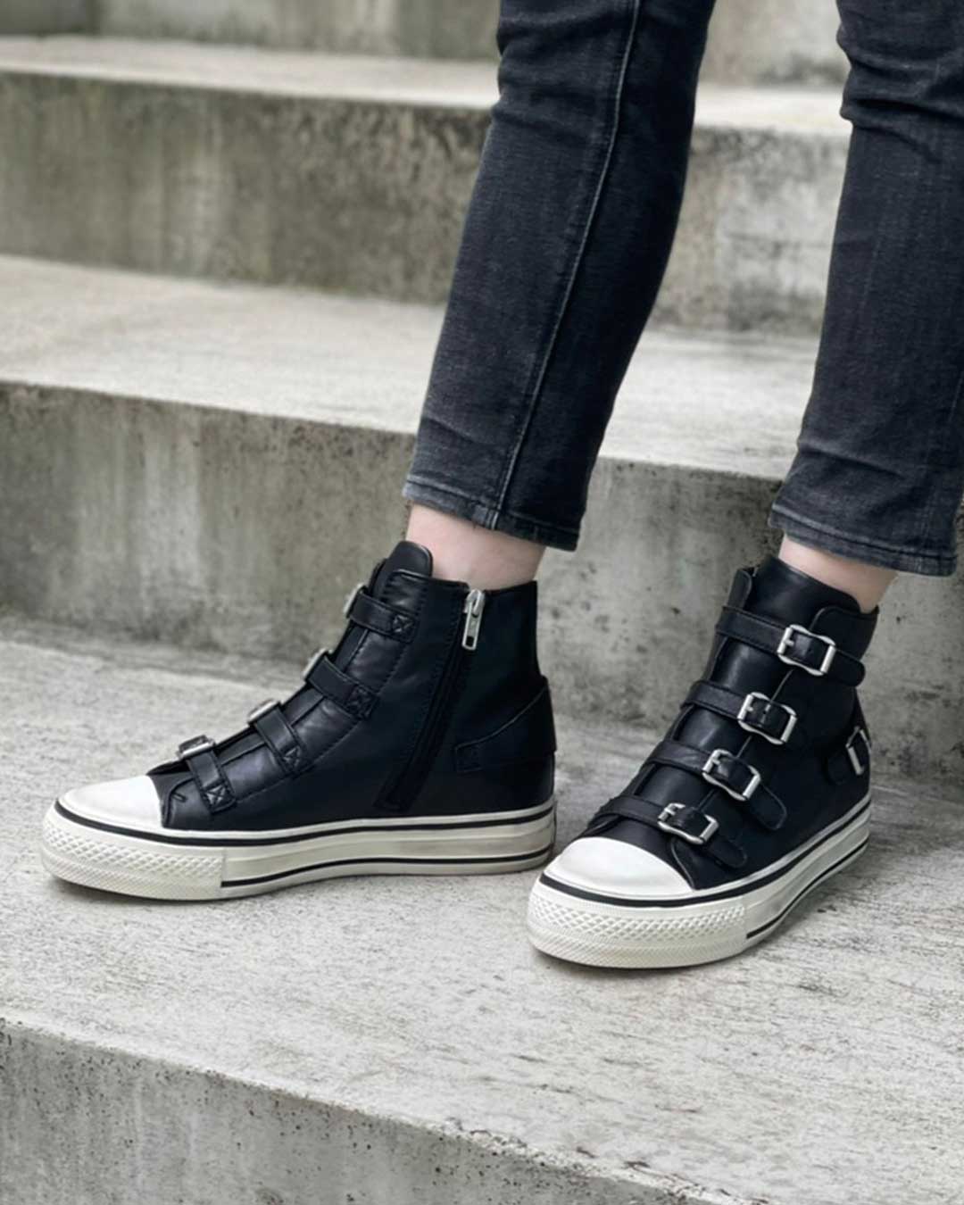 【VIRGIN】ハイカットスニーカー