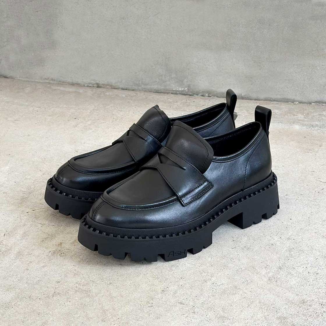 【GENIAL STUD】厚底コインローファー