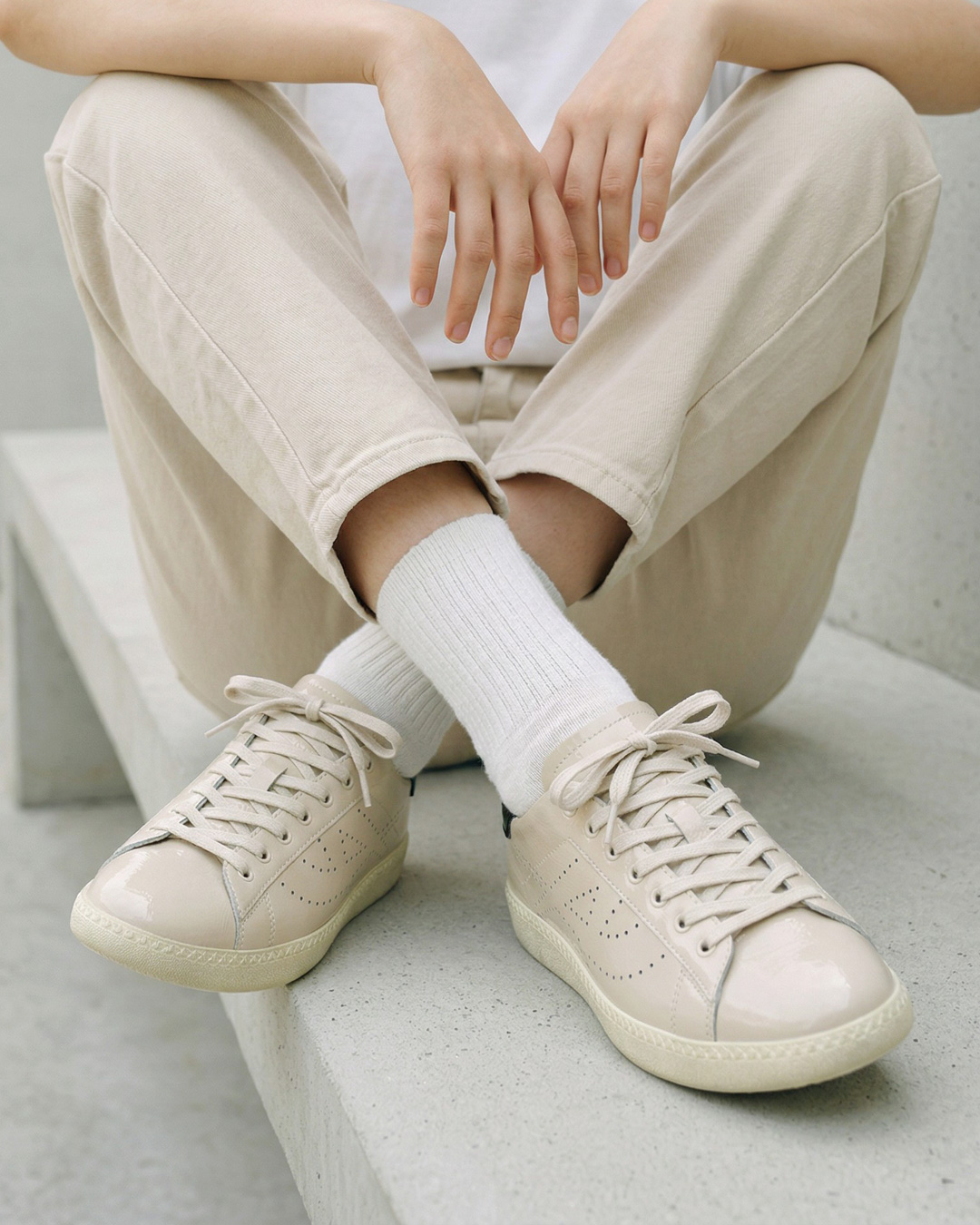 【SUPER】ローカットスニーカー