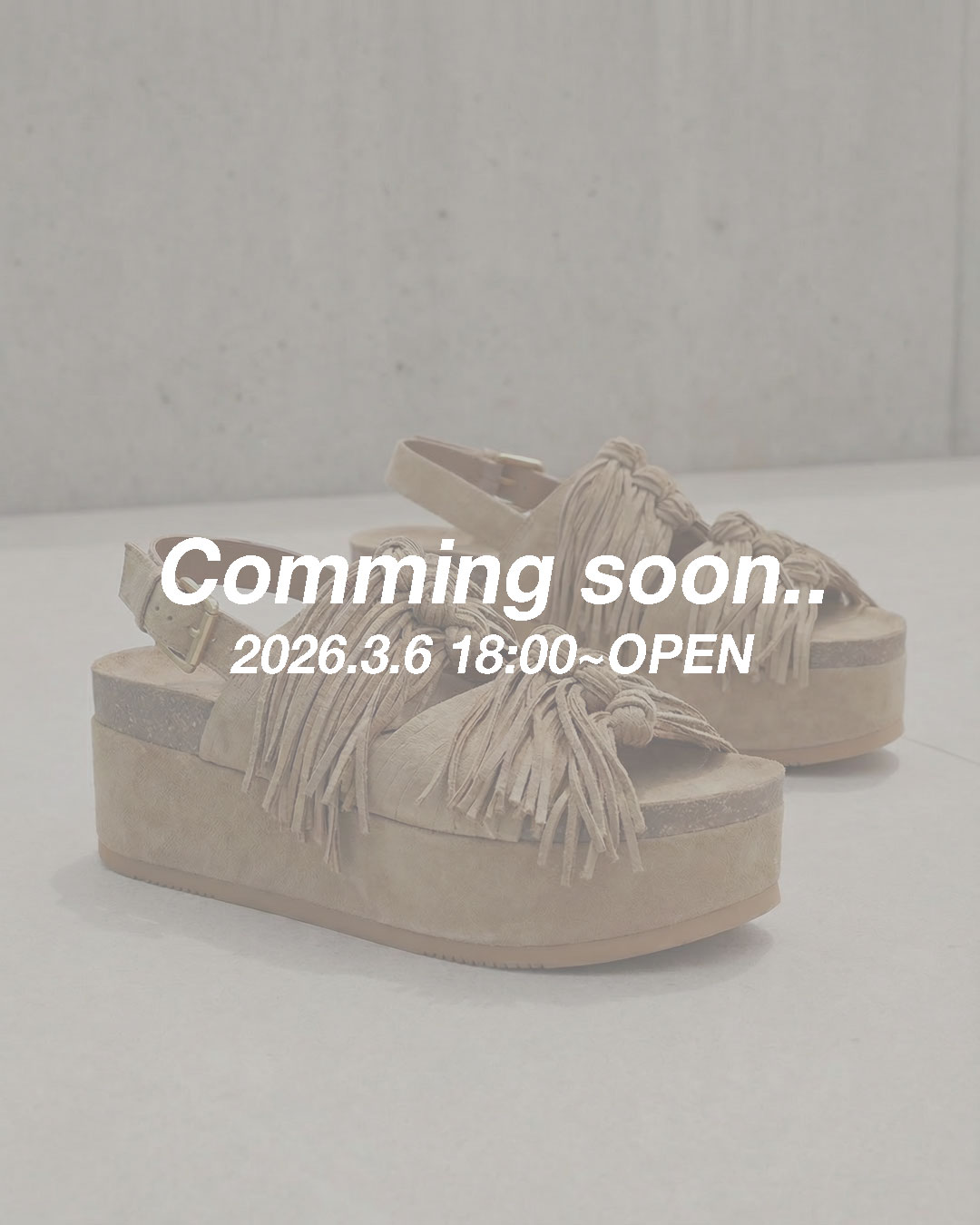 【MONOI】フリンジサンダル