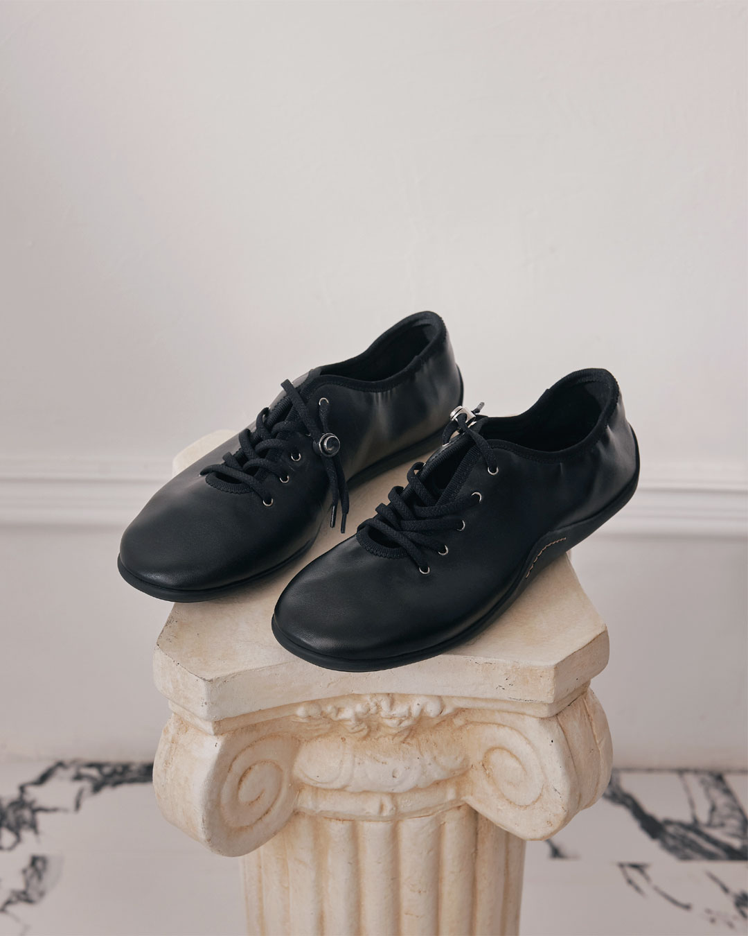 【MINA BIS】レザーフラットシューズ