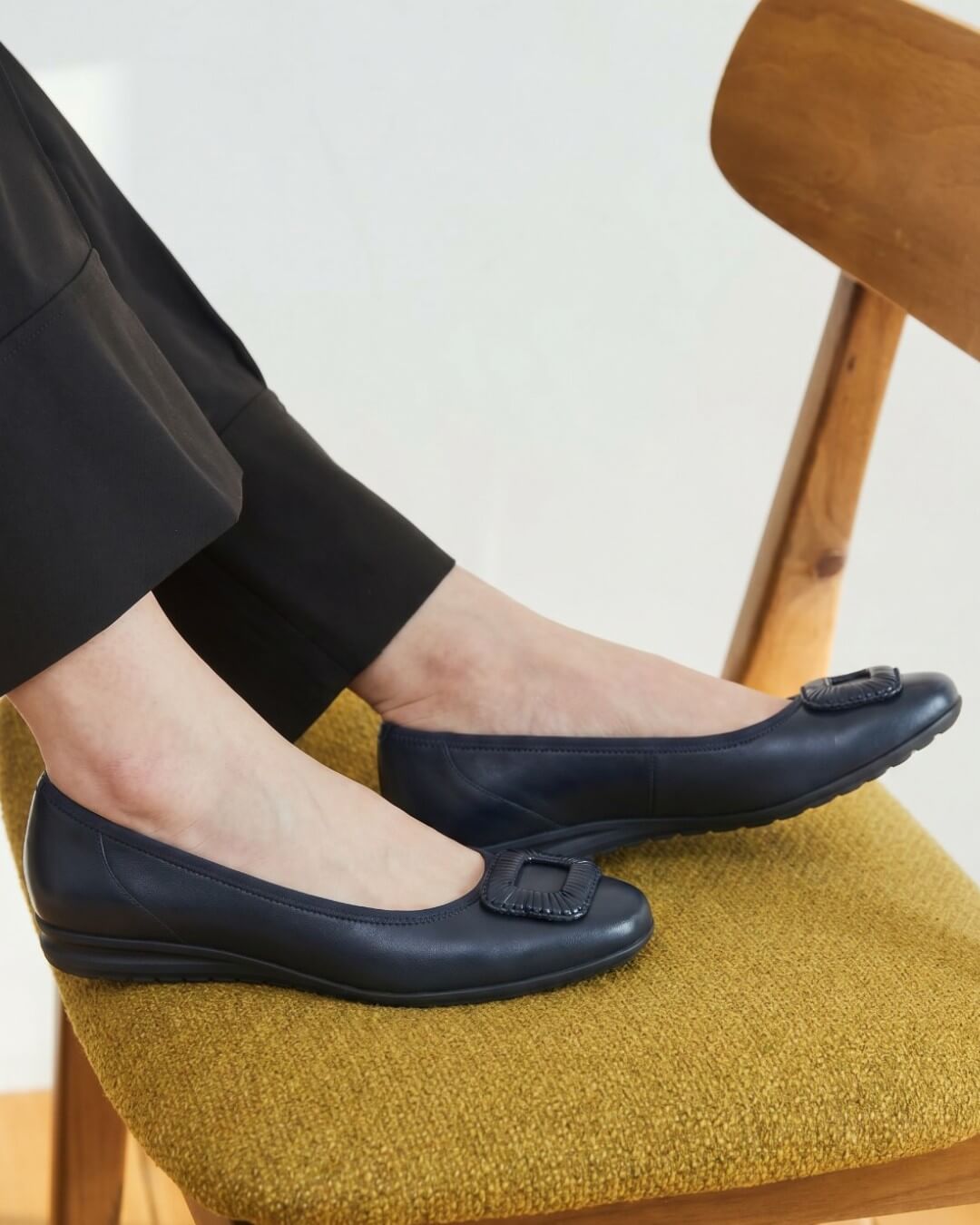 【62623】フラットパンプス
