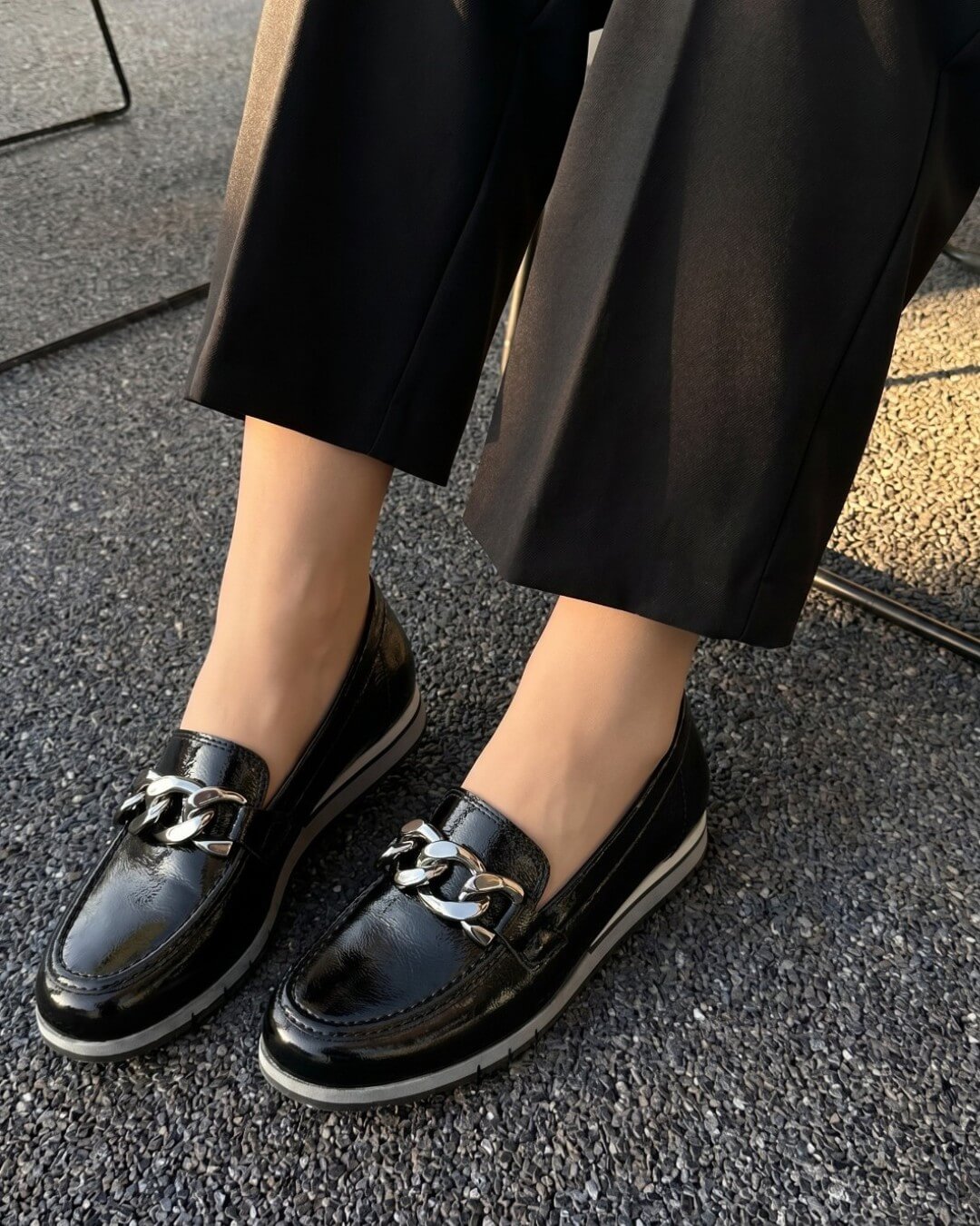 【72415】バックルローファー