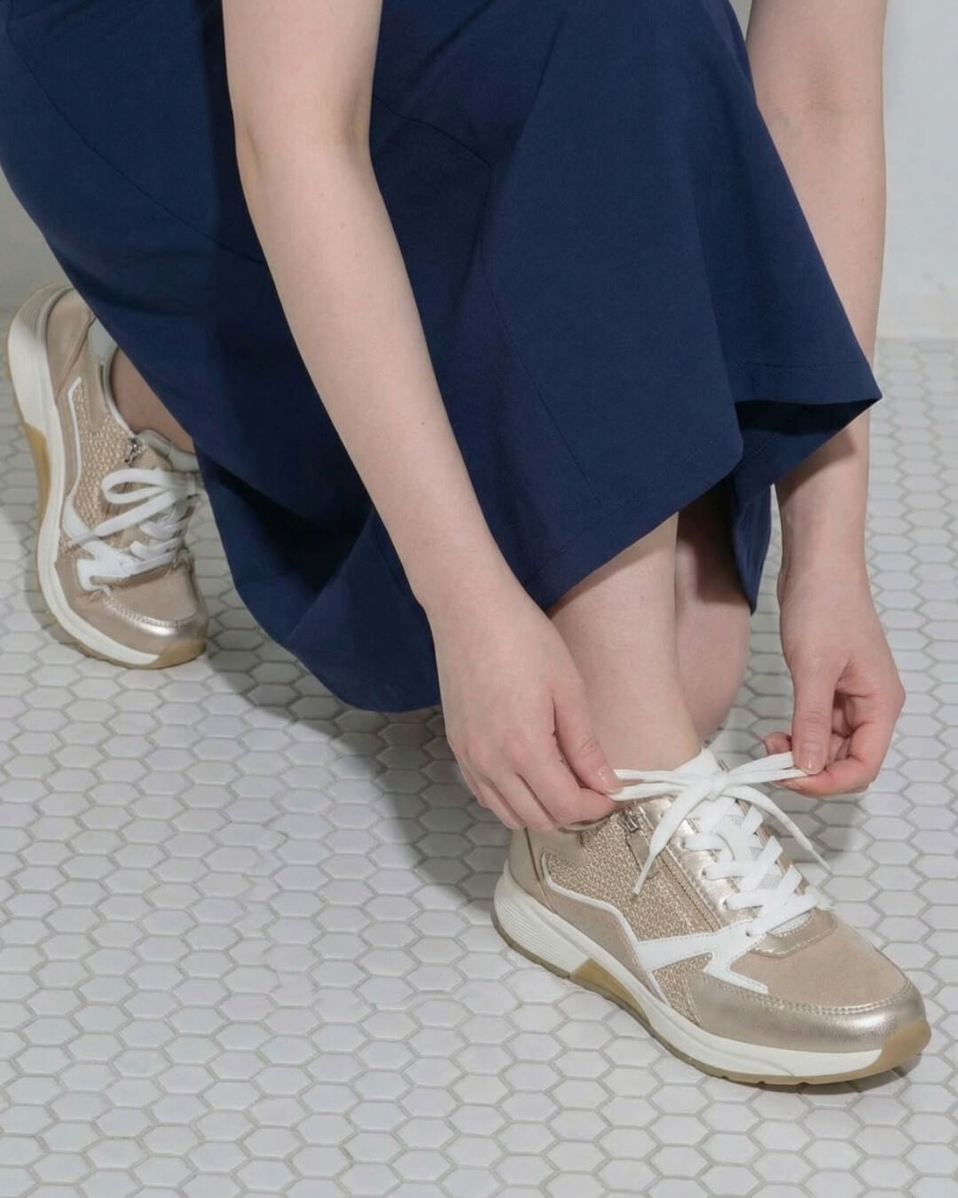 【86878】rolling soft スニーカー