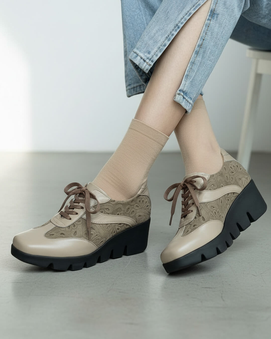 【883400】厚底スニーカー