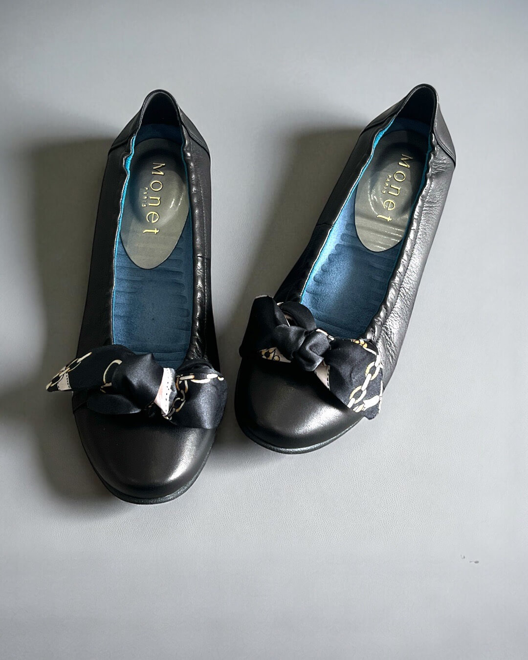 【883512】スカーフリボンシューズ