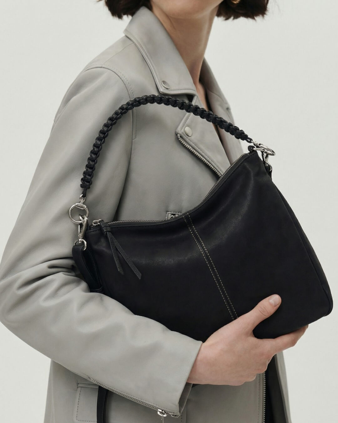 【012412】マルチショルダーバッグ